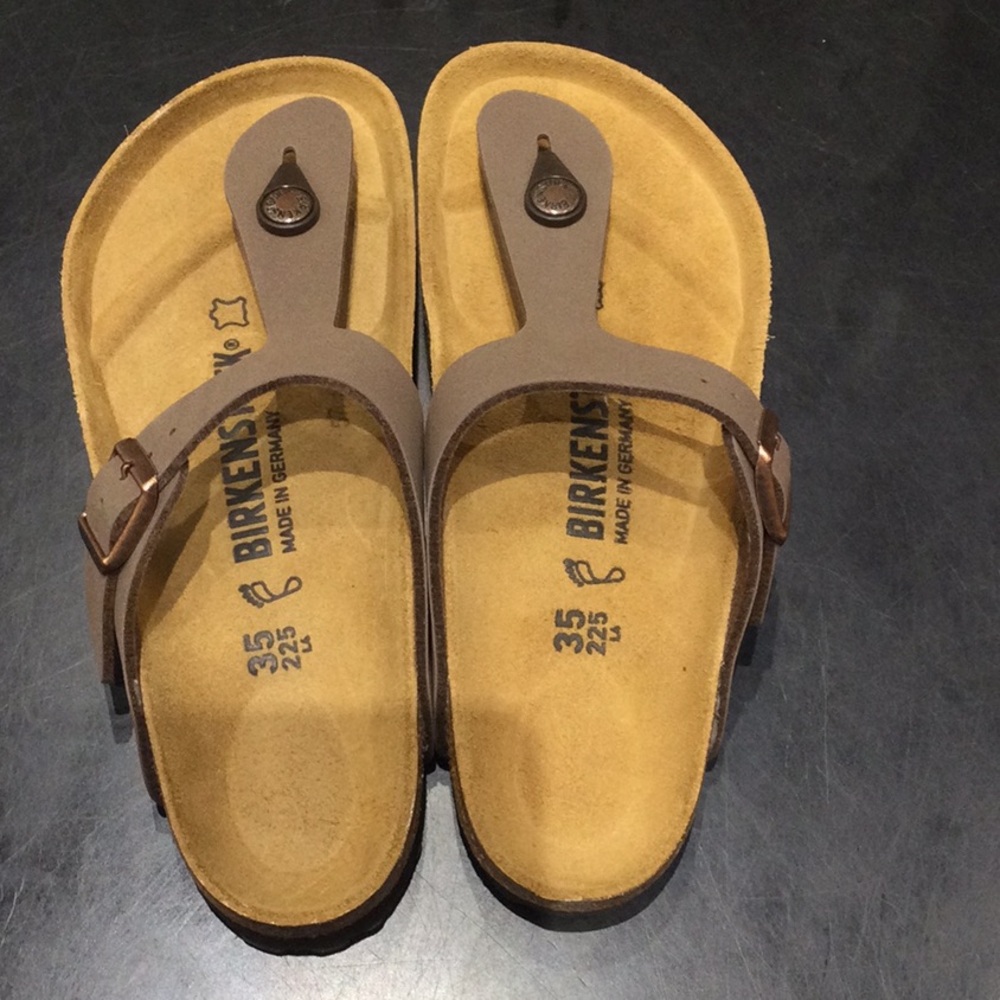 New in box, Birkenstock Gizeh BS